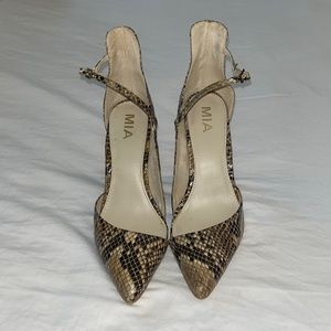 Mia snake skin pattern with 3”heel.